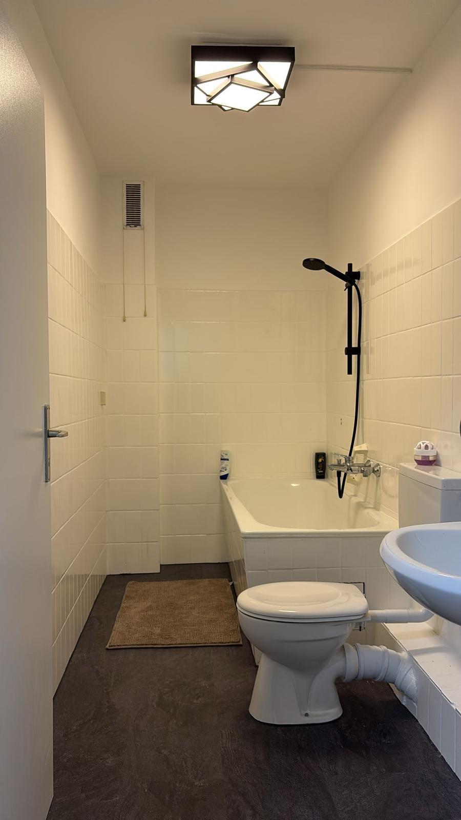 Before image alt